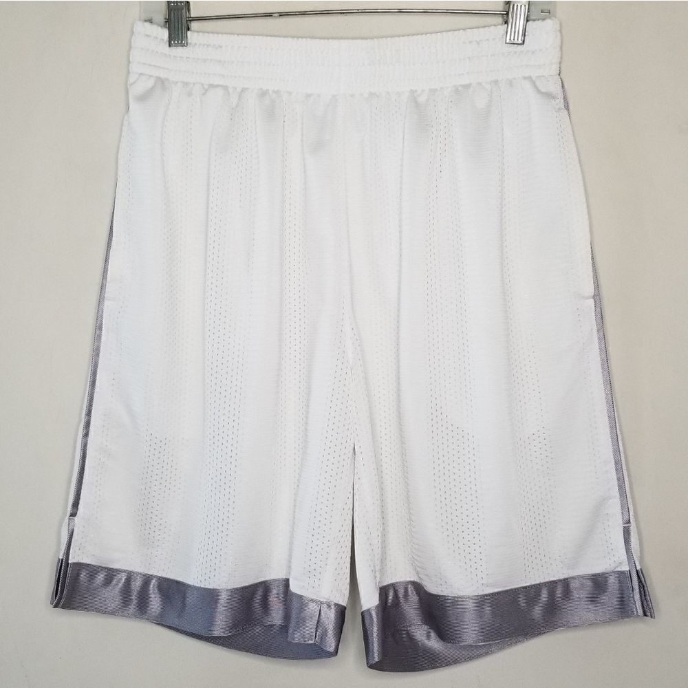 Tek Gear basketball shorts size medium